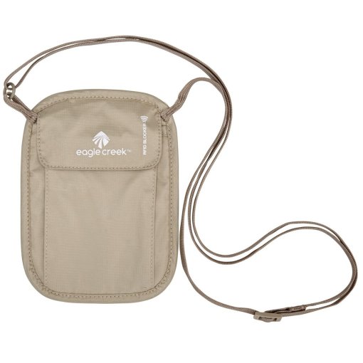 Foto de Eagle Creek RFID Blocker Neck Monedero - tan