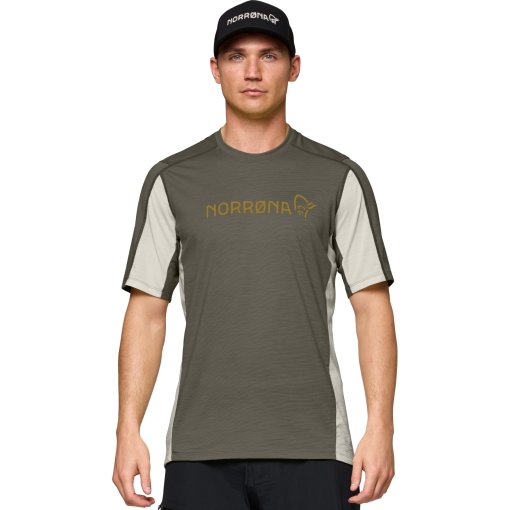 Foto de Norrona Camiseta Hombre - falketind equaliserUll - Beluga