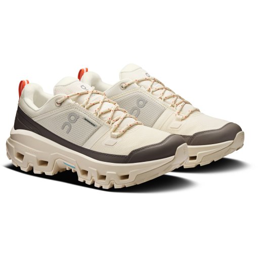 Foto de On Zapatillas Senderismo Mujer - Cloudrock Low Waterproof - Ivory | Ivory