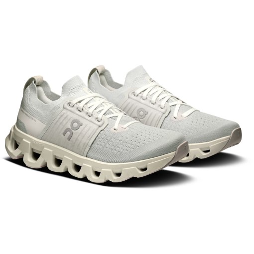 Foto de On Zapatillas Running Mujer - Cloudswift 4 - Wolf | Sand