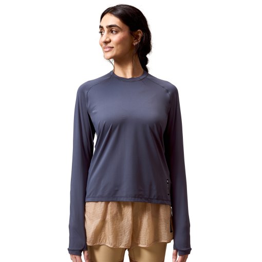 Foto de Endura Alltrack Roam Tech Camiseta de manga larga para mujer - carbon grey