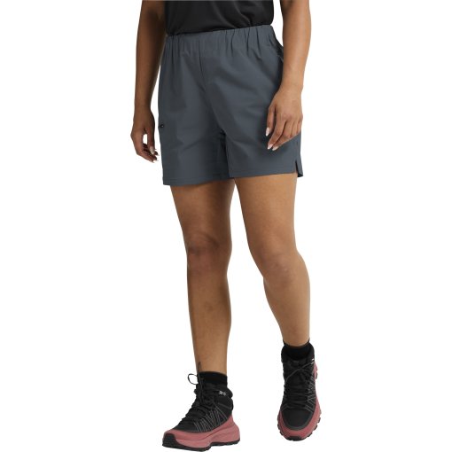 Photo produit de Jack Wolfskin Prelight Trail Shorts pour femmes - grey odessa