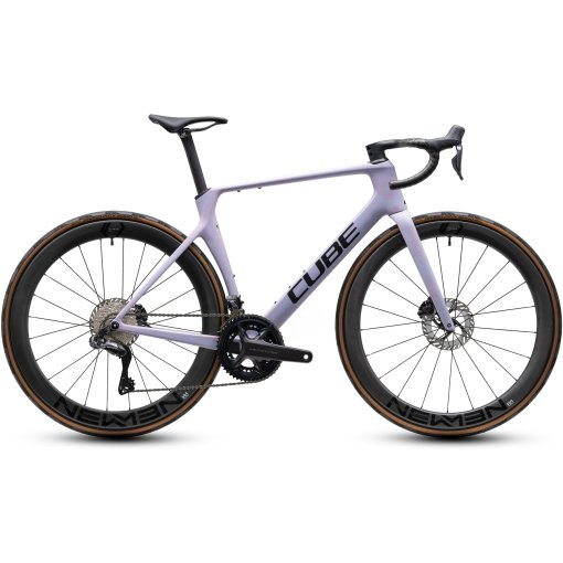 Photo produit de CUBE AGREE C:62 Race - Vélo de route carbone - 2027 - lilacfibre / black