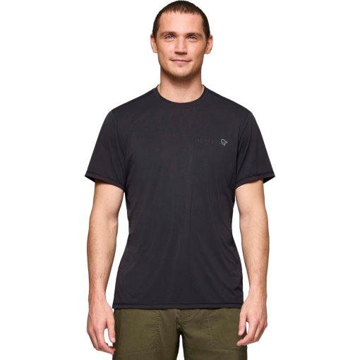 Produktbild von Norrona femund tech T-Shirt Herren - Caviar Black