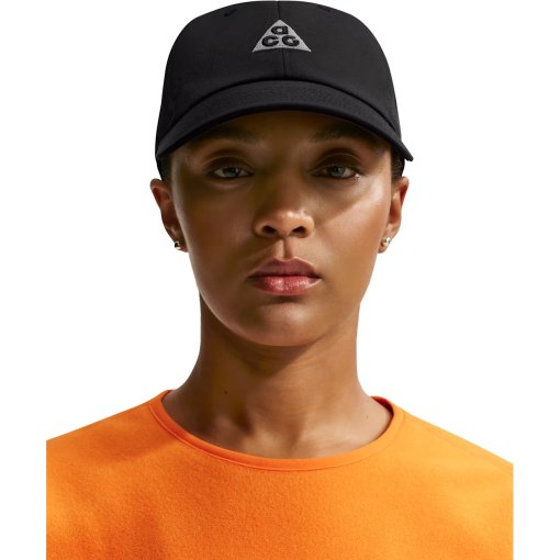 Produktbild von Nike ACG Club Cap - black/black/black/black IH9256-010