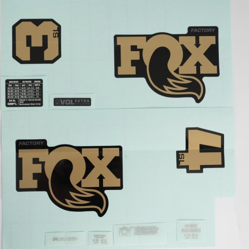 Kuva tuotteesta FOX Tarrasarja 34 SL-Joustohaarukka (2026) varten - 803-04-268 | Factory | Shiny Black | Kashima/Grey Logo