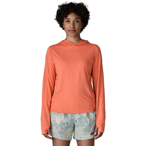 Photo produit de Patagonia Cap Cool Sun T-shirt à capuche et manches longues pour femmes - Mellow Melon - Peach Sherbet X-Dye