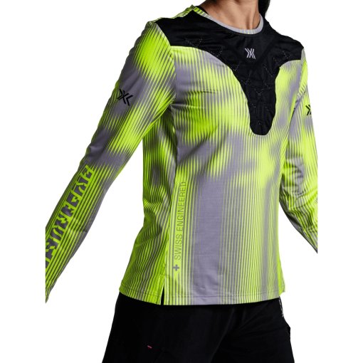 Produktbild von X-Bionic Corefusion Run Langarm-Laufshirt Damen - hyper vision
