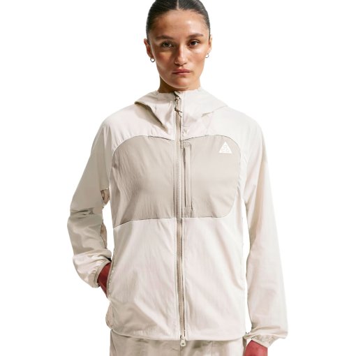 Picture of Nike ACG Five Towers UV Jacket Women - light orewood brown/cream II/summit II1328-105