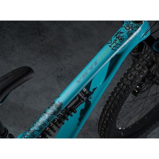 Immagine prodotto da DYEDBRO Frame Protection Kit Ride or Die - black