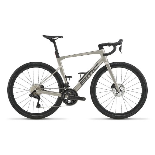 Image of BMC ROADMACHINE 01 THREE - Carbon Roadbike - 2027 - arctic silver