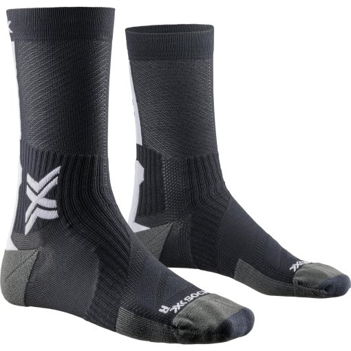 Foto van X-Socks Bike Perform Crew Fietssokken - opal black/arctic white