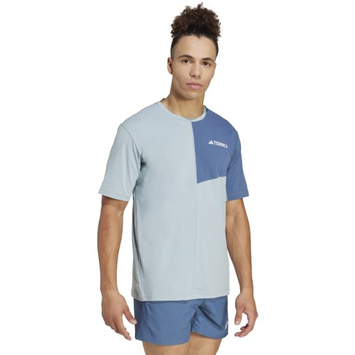 Foto de adidas Camiseta Hombre - TERREX Multi - magic grey JE0393