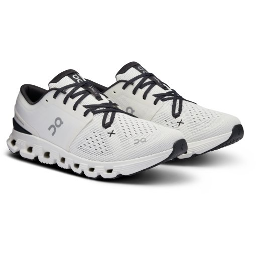 Produktbild von On Cloud X 4 Fitness Schuhe Herren - Ivory | Black