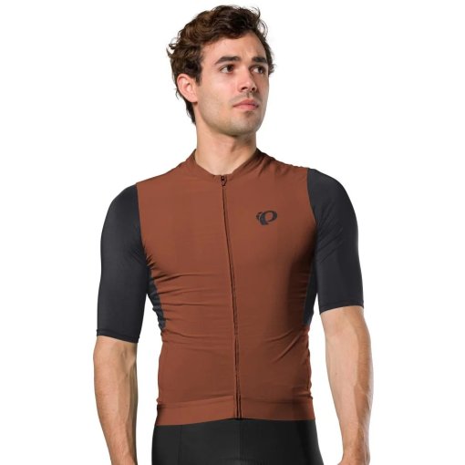Productfoto van PEARL iZUMi Expedition Gravel Fietsshirt Heren 11122410 - root beer/black - AFH
