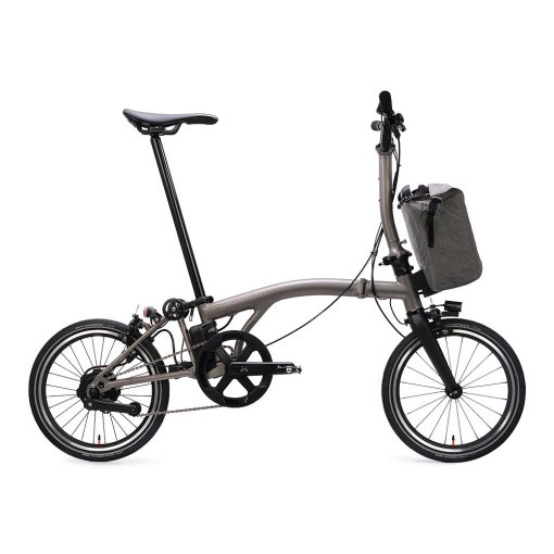 Photo produit de Brompton Vélo Pliant Électrique 16&quot; - Electric T Line - 4 Speed - Medium Bar - Extended Seatpost - Rear Rack - 2026 - blasted ti