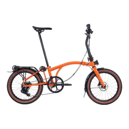 Photo produit de Brompton 20&quot; Vélo Pliant - G Line - 8-Speed - Large - Telescopic Seatpost - Rear Rack - 2026 - Adventure Orange