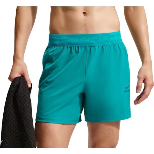 Productfoto van Nike Pro Training Dri-FIT 6&quot; Shorts Heren - energy/bright spruce HV0411-300