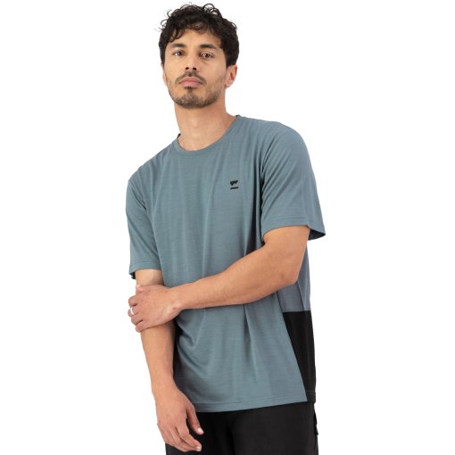 Foto de Mons Royale Camiseta Hombre - Tarn Merino - goblin blue / negro
