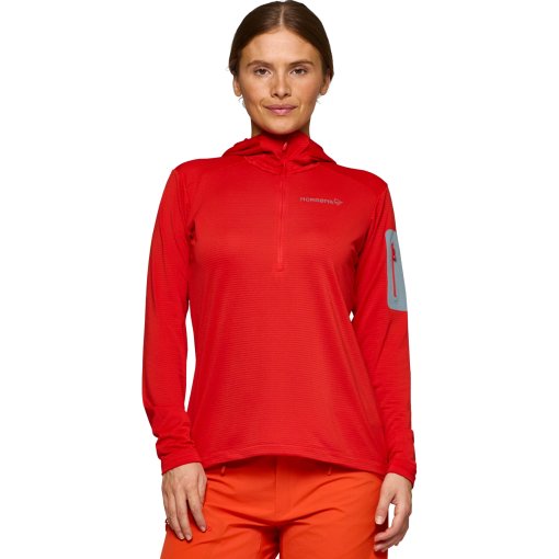 Photo produit de Norrona Sweat à Capuche Femme - falketind warm1 Hood - Aura Orange/Trooper
