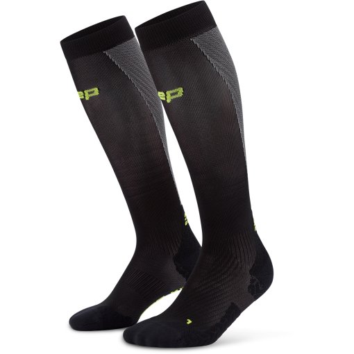 Foto de CEP Calcetines de Compresión Mujer - Core Run Ultralight Tall - negro/gris