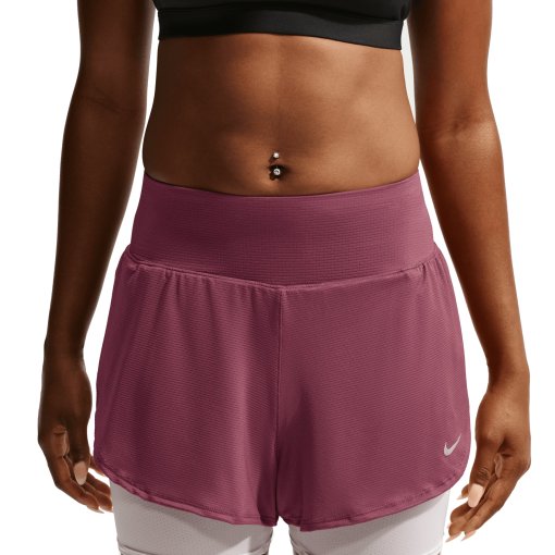 Photo produit de Nike Flow Dri-FIT 2-in-1 Short running pour femmes - pink smoke/reflective silver IF7518-654