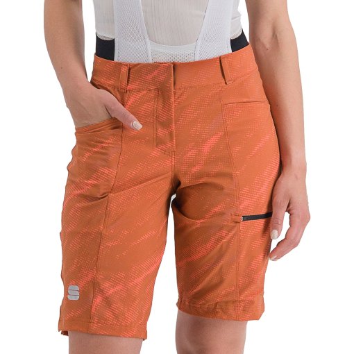 Photo produit de Sportful Surpantalon court Femme - Cliff Giara - 002 Cayenna Red