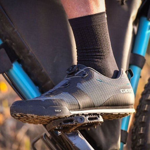 Giro Tracker BOA Flatpedal MTB Shoes - black (260172) | BIKE24