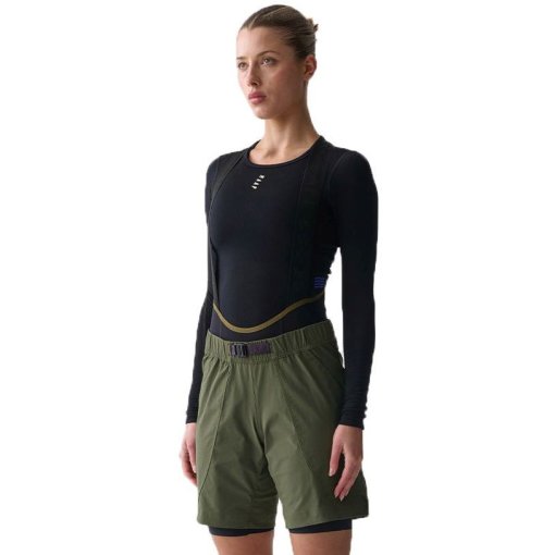 Foto de MAAP Pantalones Cortos Mujer - Alt Road Overshort - loam