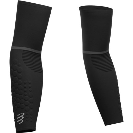 Foto de Compressport Manguitos de Compresiónes - ArmForce Ultralight - negro SU00008B