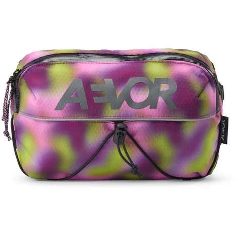 Photo produit de AEVOR Sacoche Guidon / Sac à Bandoulière - Bar Bag 4L - Proof Psychedelic Slush