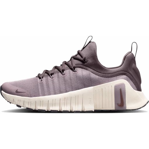 Produktbild von Nike Free Metcon 6 Trainingsschuhe Damen - light violet ore/violet ore/chalk/tattoo FJ7126-200