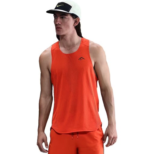 Foto de Nike Camiseta de Tirantes Hombre - Trailwind Dri-FIT ADV - picante red/red sepia/heather/black HV2141-633