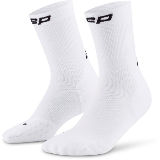 Photo produit de CEP Chaussettes de Compression Homme - Core Run Mid Cut - blanc