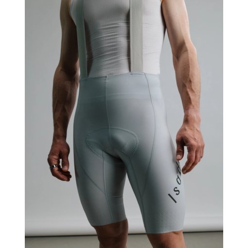 Isadore イザドア UTILITY BIB SHORTS 【XS】 Isadore Signature Bib Shorts - Cycling News | Bike Reviews | road.cc