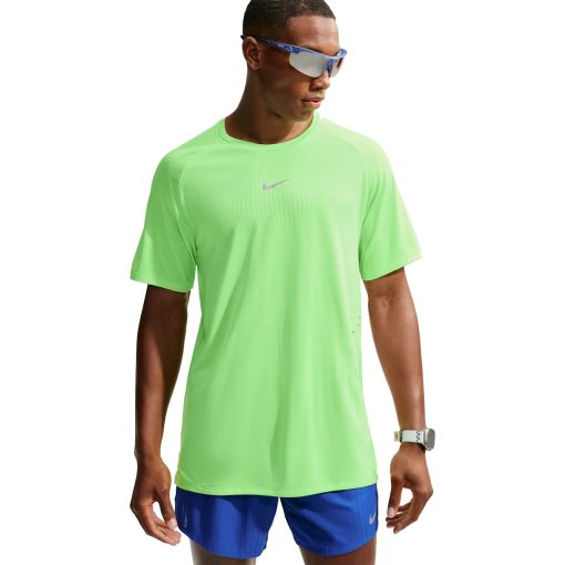 Foto de Nike Stride Aero-FIT Camiseta running para hombre - volt/light silver IH0745-702