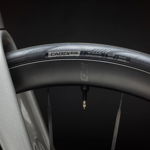 CADEX Race GC Folding Tire - Tubeless | Race Shield - 28-622
