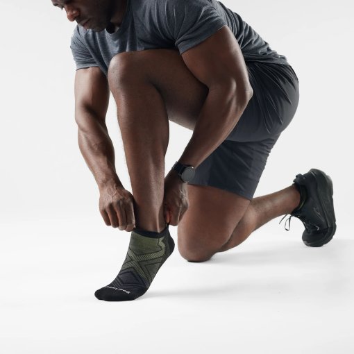 Picture of SmartWool Zero Cushion Low Ankle Running Socks - 001 black