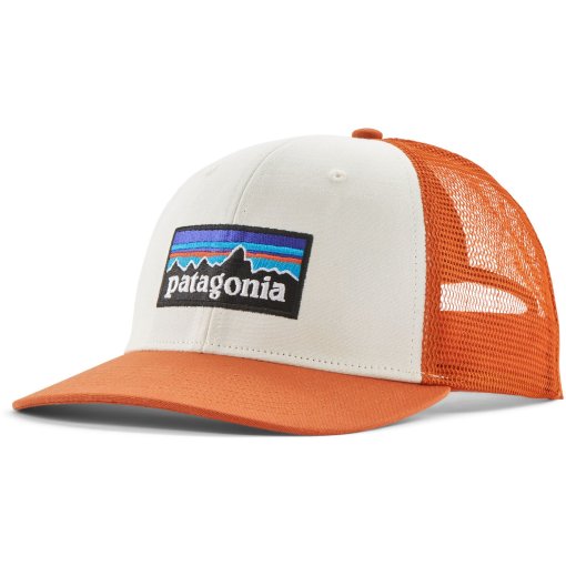 Immagine prodotto da Patagonia Cappellino - P-6 Logo Trucker - White w/Redtail Rust