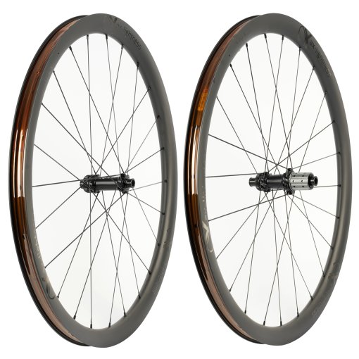 Photo produit de ax-lightness Selection 35CX Paire de roues - 28&quot; | Carbon | TLR | Clincher | Centerlock - 12x100mm | 12x142mm - Shimano HG