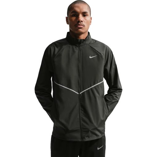 Productfoto van Nike Miler Repel UV Hardloopjack voor heren - black/black/reflective silver IF2369-010