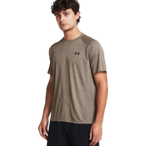 Foto de Under Armour Camiseta de Manga Corta con Textura Hombre - UA Tech™ - Taupe Dusk/Black