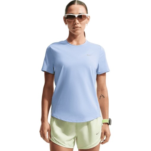 Productfoto van Nike Swift Dri-FIT Hardloop-T-shirt voor dames voor hardlopen - aluminum/reflective silver IU1052-468
