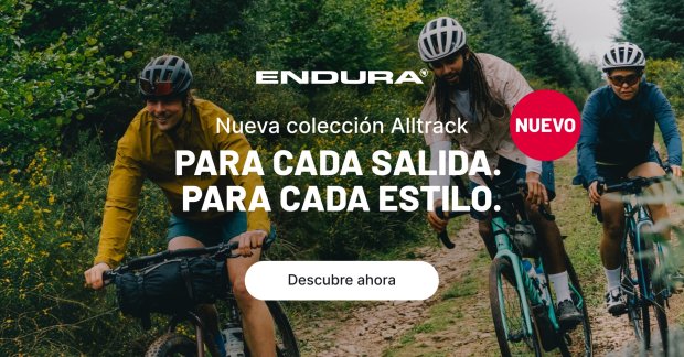 Ciclistas con la ropa Endura Alltrack practicando gravel
