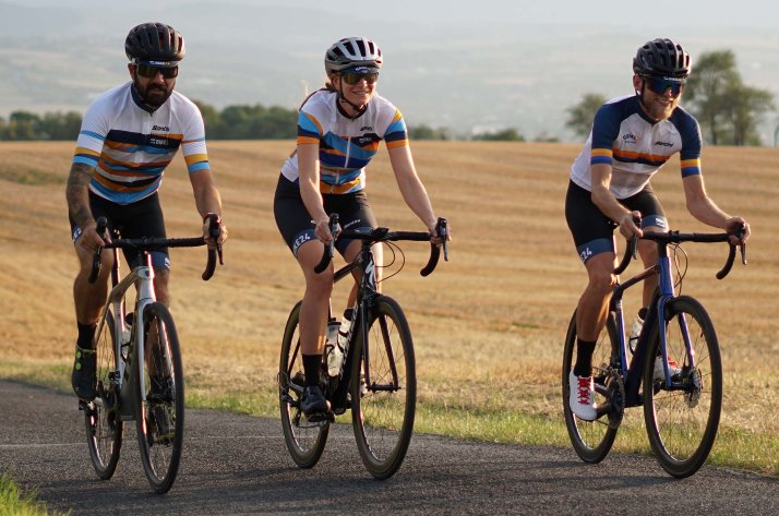 Santini x BIKE24 Team Wear – Il miglior abbigliamento da ciclismo italiano in sei eleganti disegni BIKE24