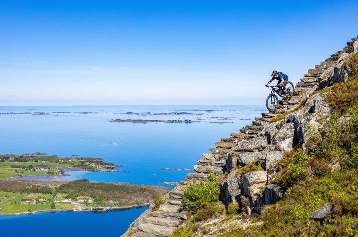 Norrøna fjørå & skibotn – Vêtements de cyclisme de haute qualité Norrøna fjørå & skibotn – Vêtements de cyclisme de haute qualité