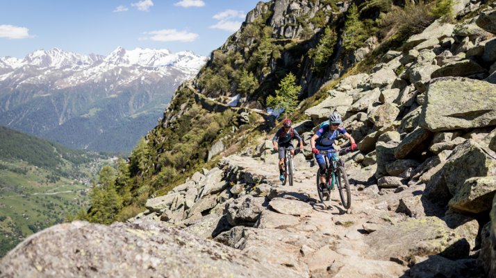 Schweizer Bike-Tour mit echtem Nervenkitzel Schweizer Bike-Tour mit echtem Nervenkitzel