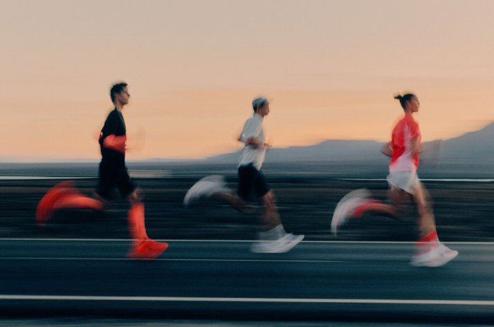 Nogavice CEP: ciljna kompresija za vsak kilometer Nogavice CEP: ciljna kompresija za vsak kilometer