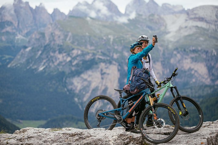 Deuter - Mochilas para Ciclistas