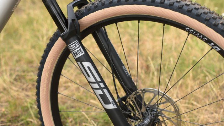 MTB-Cross Country & Marathon – Wichtige Fakten, Top-Bikes & Equipment! MTB-Cross Country & Marathon – Wichtige Fakten, Top-Bikes & Equipment!